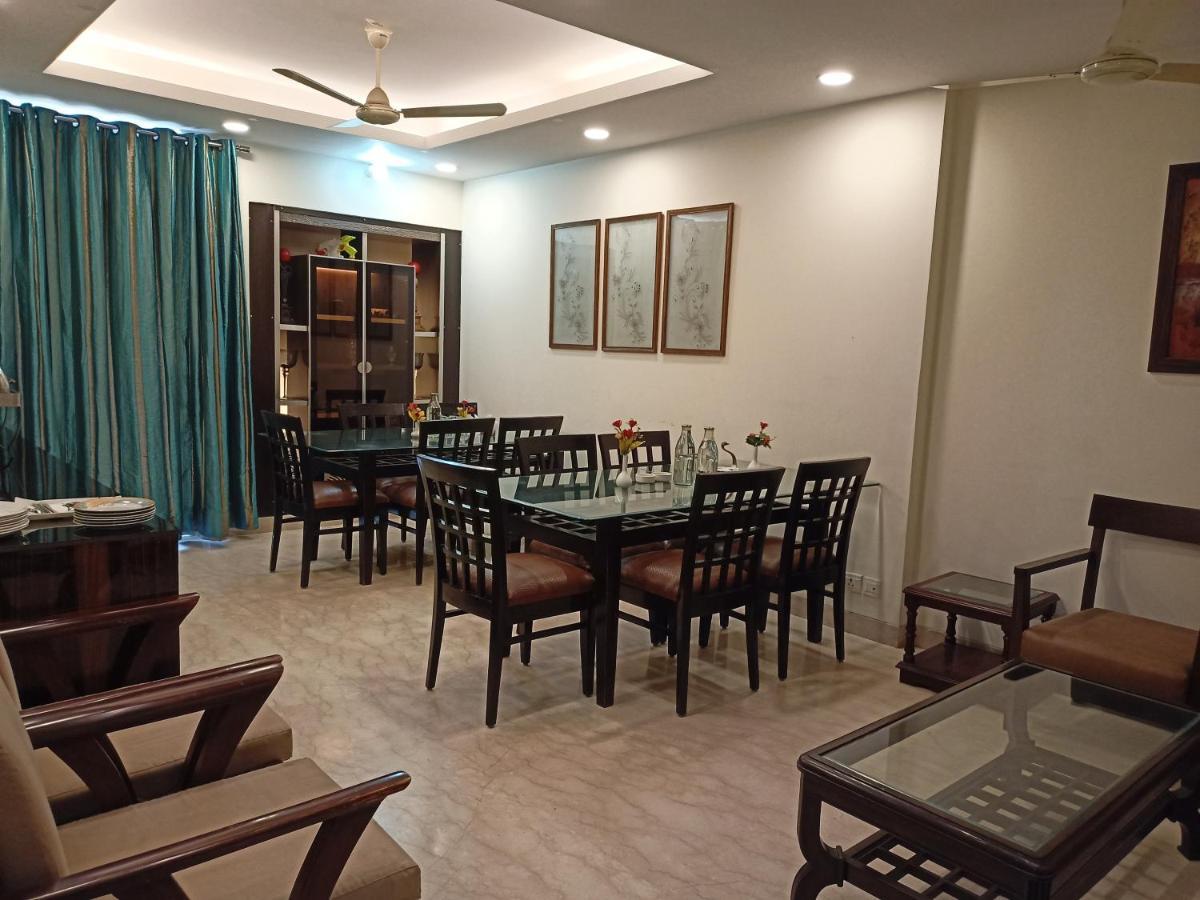 Hermitage By The Cosy Hotels Near Lotus Temple New Delhi Buitenkant foto